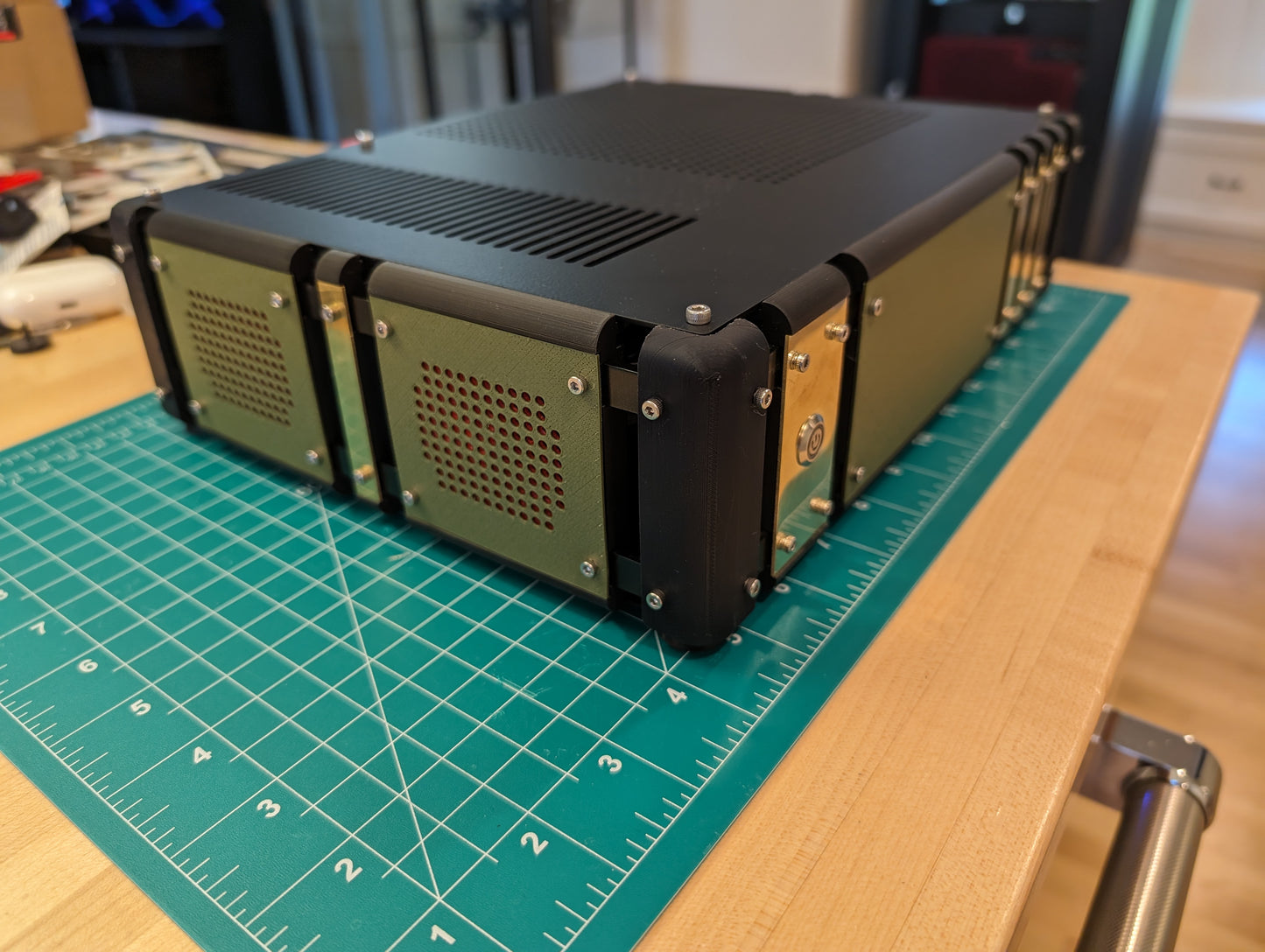 Catapult.LP500 3D Printed 5.9L ITX PC Case (3D Print Files v1.0)