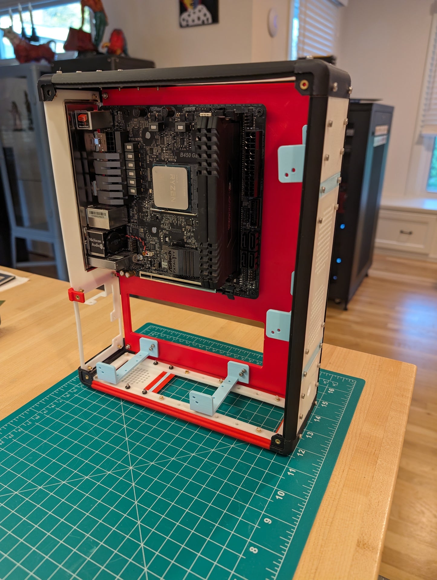 Catapult.LP500 3D Printed 5.9L ITX PC Case (3D Print Files v1.0)